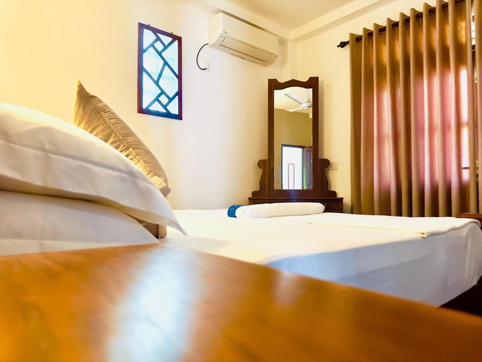 Halcyon Rest Villa Hikkaduwa Ngoại thất bức ảnh